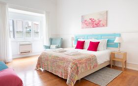 Appartamento di 140 m² con 4 camera(e) e 2 bagno(i) privato(i) in zona Sao Joao de Deus